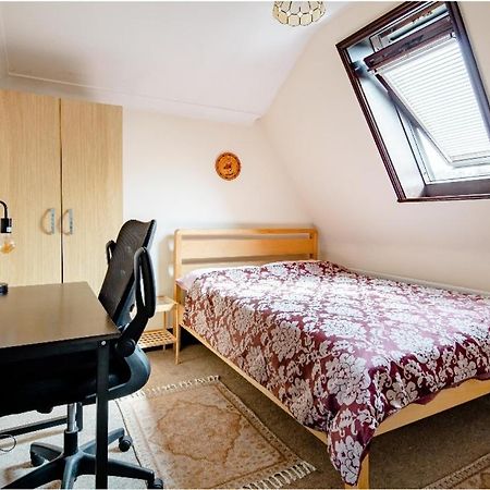Double Room 2 Mins From Station Belvedere Kültér fotó