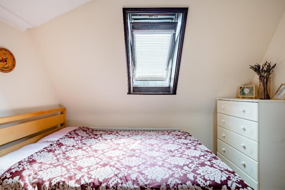 Double Room 2 Mins From Station Belvedere Kültér fotó
